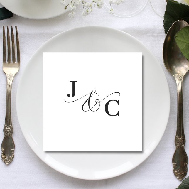 Guardanapo De Papel Casamento com Monograma e E-Comercial (Ampersand monogram napkins add a refined touch while personalizing your wedding tables.)
