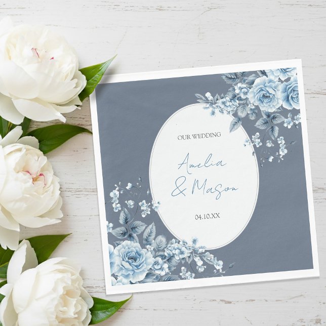 Guardanapo De Papel Casamento com Script Floral Azul Elegante Poeirent (Elegant Dusty Blue Floral Script Wedding Napkins)