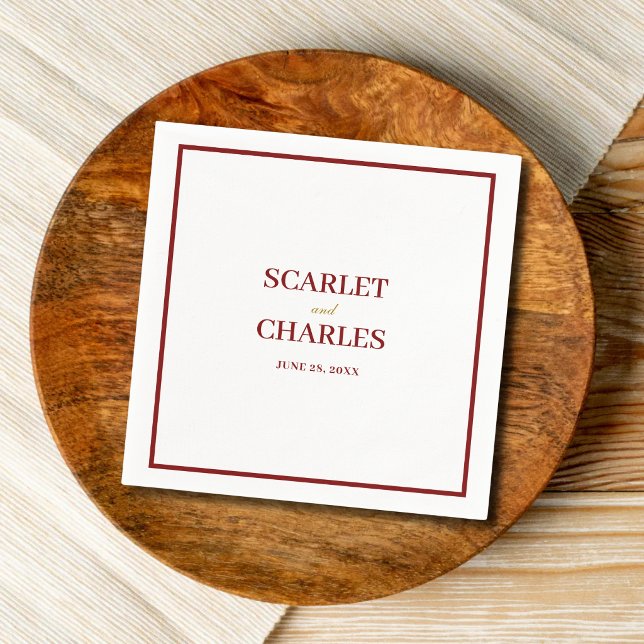 Guardanapo De Papel Casamento Formal Clássico com Monograma em Borgonh (Burgundy and gold monogram wedding napkins add elegance and a personal touch to receptions.)