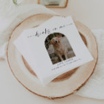 Guardanapo De Papel Casamento Personalizado De Cachorro Elegante<br><div class="desc">Esta é uma elegante bebida personalizada moderna no meu guardanapo com uma bela fonte caligráfica e design minimalista. Edite o texto mais* e todas as cores. // Para itens correspondentes, visite a coleção "ALICE" na certeira loja Nicole Zazzle. * Se você gosta deste design, mas não o vê disponível para...</div>