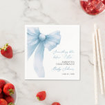 Guardanapo De Papel Chá de Noiva Something Blue Blue Bow<br><div class="desc">Adicione um toque de elegância à sua celebração com guardanapos de Chá de Noiva Something Blue Blue Bow. Com um design azul e branco elegante e um sutil enfeite de laço, esses guardanapos são perfeitos para servir bebidas, sobremesas ou aperitivos, complementando a decoração do seu chá de noiva com charme...</div>