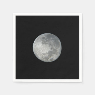 Guardanapo De Papel Close-Up Lua Cheia no Céu Noturno. Fotografia