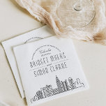 Guardanapo De Papel Columbus Deco Skyline | Evento de Casamento Napkin<br><div class="desc">Um conjunto único de guardanapos jantados, com o tema do skyline deco, adaptado especificamente ao seu futuro casamento na bela cidade de Columbus, Ohio. Eles apresentam uma saudação no topo, seguida pelo nome e data da cidade. Esta é seguida pelos nomes da noiva e do noivo em uma fonte única...</div>