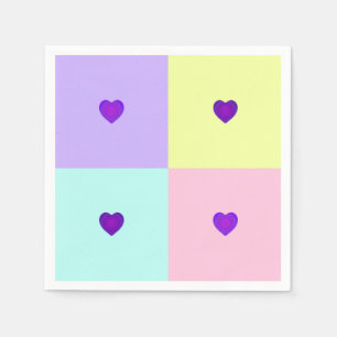 Guardanapo De Papel Cores de pastel e corações roxos batendo