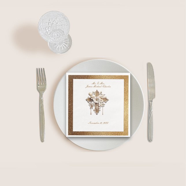 Guardanapo De Papel De Jantar Branca Elegante com Janto Dourado de Casamento Tri (Criador carregado)