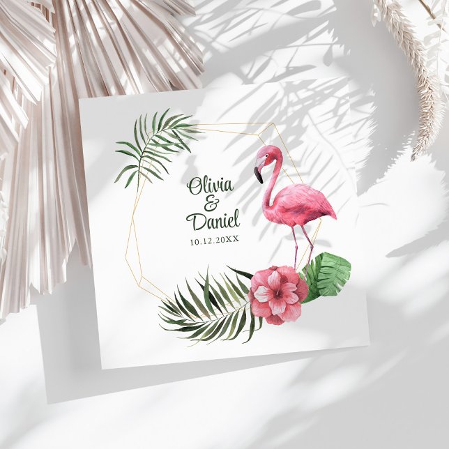 Guardanapo De Papel De Jantar Casamento de Frame de Ouro Tropical Flamingo (Tropical Flamingo Golden Frame Wedding Paper Dinner Napkins on a sunny white table.)