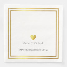 Celebração do casamento do amor do ouro legante