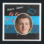 Guardanapo De Papel De Jantar Engraçado Engraçado do Grupo de Despedida de Solte<br><div class="desc">Você está organizando uma festa ou uma despedida de solteiro,  bem,  você precisará de um pouco de partyware para a ocasião. Aqui você pode conseguir algumas T-shirts correspondentes para sair,  mais uma especial extra para o noivo ser.</div>