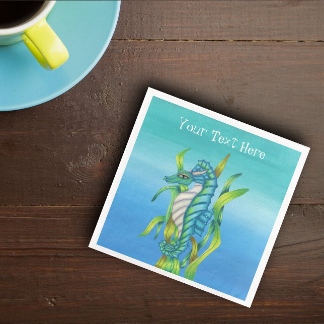 Guardanapo De Papel De Jantar Fantasy Sea Dragon Aqua Blue em algas marinhas sob (Fantasy sea dragon in aqua blue with horns green seaweed on blue paper party napkin.)