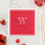 Guardanapo De Papel De Jantar Newlyweds - Nome do Script Chic do Gift - Vermelho<br><div class="desc">O guião de presente dos Newlyweds personalizou o nome da família dos guardanapos de janto de papel monogramas vermelhos. Um design de monograma branco personalizado, com a noiva e o sobrenome da família do noivo e a data estabelecidas, impressos em letras negras sobre um fundo vermelho rico. Um presente único...</div>