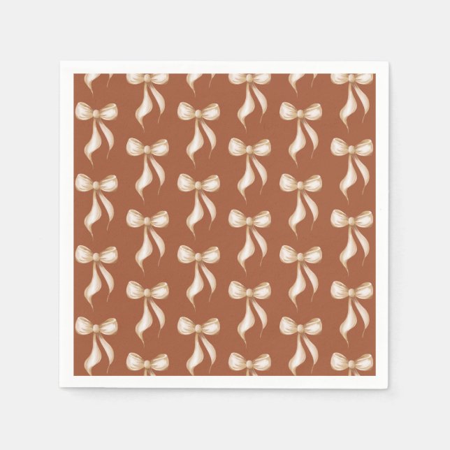 Guardanapo De Papel Ela Está Dando o Nó Padrão de Laço de Casamento (Frente)