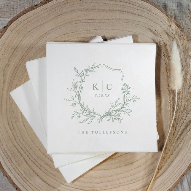 Guardanapo De Papel Elegant Crest Sage Green Wedding Logo (Elegant sage green wedding logo napkins with classic crest, initials, and simple traditional design)