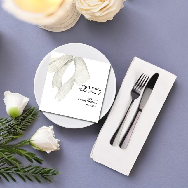 Guardanapo De Papel Elegente Branco Ela é Chá de panela de Casando (Criador carregado)