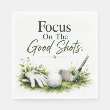 Equipamento de golfe com texto em verde