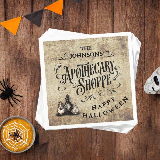 Guardanapo De Papel Feliz Halloween Personalizado  (Happy Halloween Paper Napkin with Custom Family Name and Apothecary Shoppe design)
