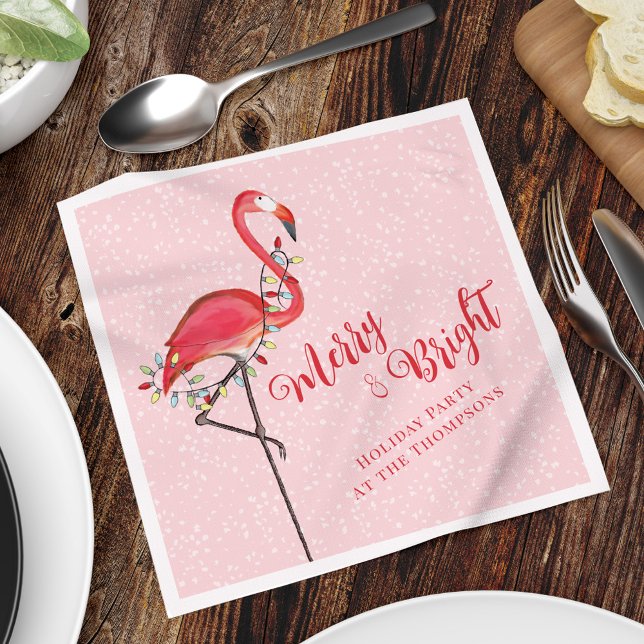 Guardanapo De Papel Feliz Natal Pink Flamingo Personalizado (Cute Christmas Merry and Bright pink flamingo holiday lights.)