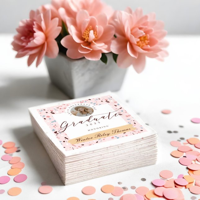 Guardanapo De Papel Festa de formatura de Fotografias Girly e Blue Ter (Girly Pink & Blue Terrazzo Photo Graduation Party Napkins)