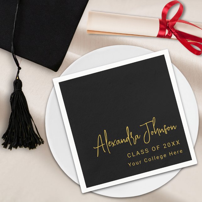 Guardanapo De Papel Festa de formatura de Script de Tendência Moderna (Modern trendy script graduation party custom paper plate black and gold elegant minimalist chic)