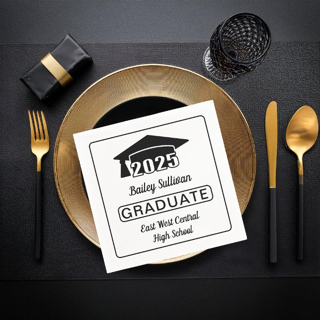Guardanapo De Papel Formando Elegante Boné 2025 Formando preto | Branc (Black and White Grad Cap "2025" "GRADUATE" Graduation Name and School Paper Napkin)
