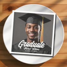 Foto de Graduado com Letra em Negrito Festa de For