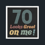 Guardanapo De Papel Funny Vintage 70 Birthday<br><div class="desc">Uma ideia de presente de excelente aniversário para homens e mulheres que sabem que parecem excelentes à medida que envelhecem! Um presente de gag de aniversário engraçado para sua mãe,  pai,  vovó,  avô,  irmão ou amigo.</div>