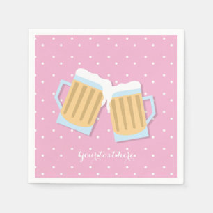 Guardanapo De Papel Há um bebê preparando canecas de cerveja Banho ros