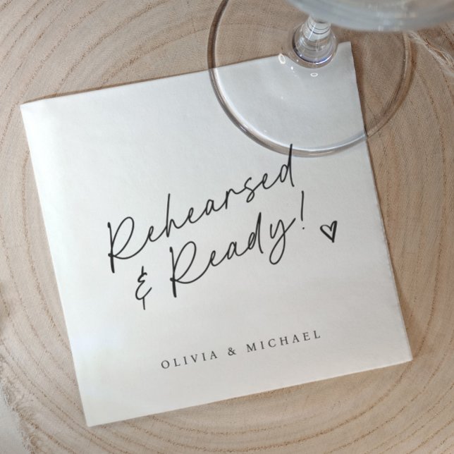 Guardanapo De Papel Jantar de Rehearsal Ensaiado & Pronto Preto e Bran (Black and white rehearsal dinner napkins. Modern trendy rehearsed and ready napkins. Love note)
