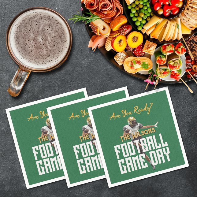 Guardanapo De Papel Jogo sobre jogador de futebol em verde (Game on football player on green cocktail napkins)