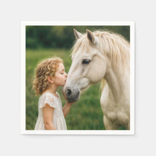 Guardanapo De Papel Menina Beijando seu Cavalo