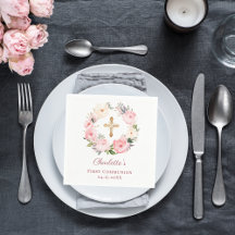 Menina com coroa floral rosa Primeira Comunhão