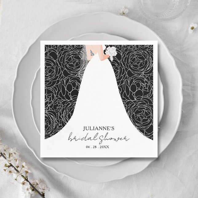 Guardanapo De Papel Noiva e Florais Elegantes em Preto Festa de Chá de (Elegant bride in her gown on a background of sketched roses on black bridal shower napkins)