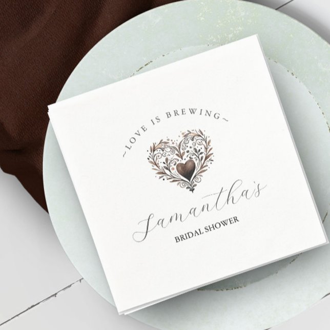 Guardanapo De Papel O amor é criar Chá de panela (Love is brewing bridal shower custom napkins by Victoria Grigaliunas heart and personalization.)