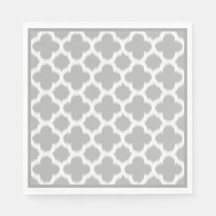 Guardanapo De Papel Padrão de Quatrefoil Retro Ikat Branco da Cinza b