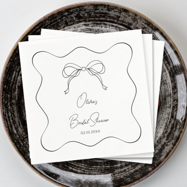 Guardanapo De Papel Preta e branca Ela é Chá de panela de Casando (Criador carregado)