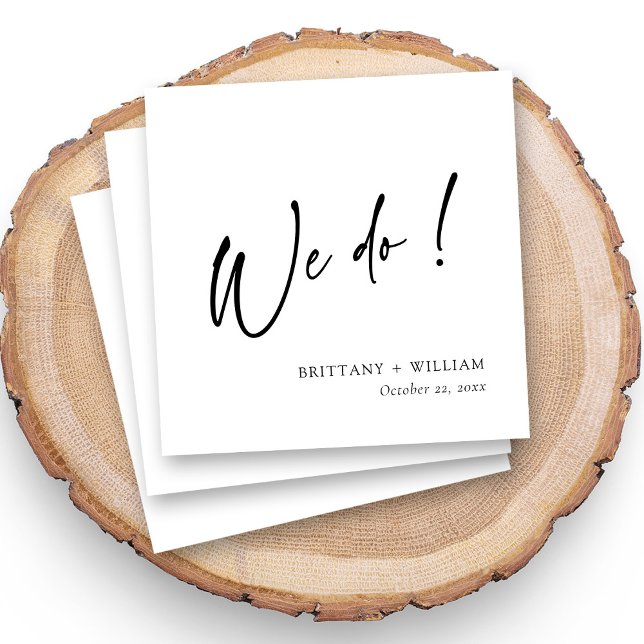 Guardanapo De Papel Preto e Branco Personalizados Nós Fazemos Casament (Personalized wedding napkins with black and white "We Do!" script and couple names, modern design)