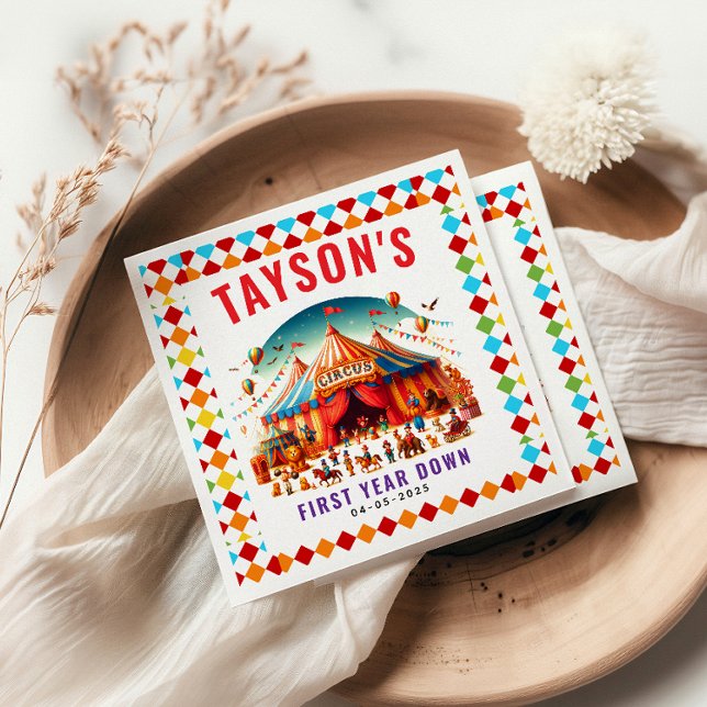 Guardanapo De Papel Primeiro aniversario de Carnaval em Cute Moderno (Criador carregado)