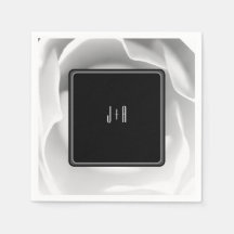 Rosa branca | Elegante Floral Design a Preto