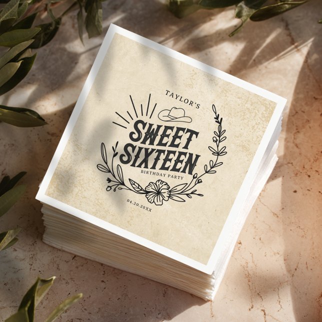 Guardanapo De Papel Rustic Beige Cowgirl Floral Sweet Sessenta Anivers (Rustic cowgirl floral Sweet Sixteen birthday napkins stack on table.)