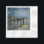 Guardanapo De Papel Starry Night Vincent van Gogh<br><div class="desc">Algodão em Cordeville. Vincent Willem van Gogh. Paisagem noturna em tons azuis e amarelos escuros. Há uma ponte sobre o rio. No primeiro plano,  um homem e uma mulher caminham pelo cais. As estrelas estão brilhando no céu. Reprodução de famosas imagens de arte no dominio público.</div>