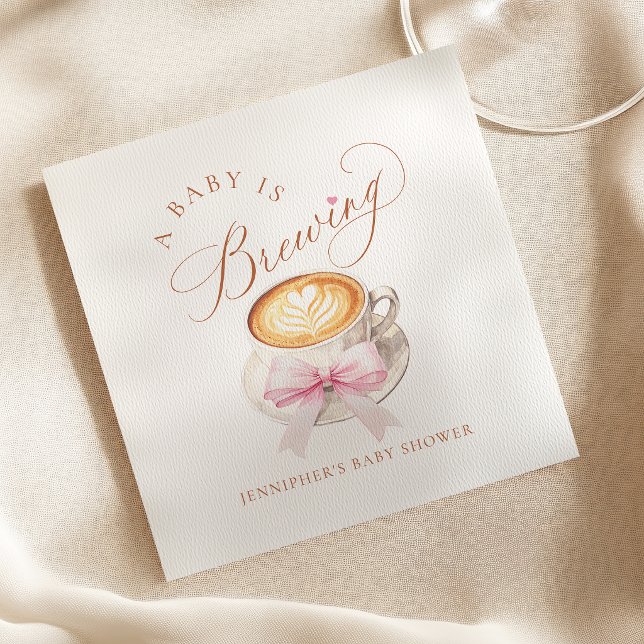 Guardanapo De Papel Um Bebê está Preparando Café (Criador carregado)