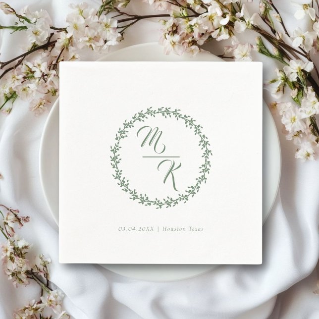 Guardanapo De Papel Verruga clássica de monograma elegante (Personalized, elegant, classic white wedding napkin, simple wreath, with your monograms & text.)