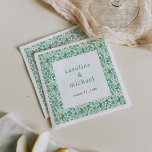 Guardanapo De Papel Vintage Green Ditzy Floral Wedktail<br><div class="desc">Os florais verdes e deslumbrados criam uma sensação romântica e vintage a estes bonitos guardanapos de casamentos. Apresentando flores desenhadas à mão que enquadram a tipografia moderna. Personalize para seu próprio evento e emparelhe com as peças do conjunto de coordenação.</div>