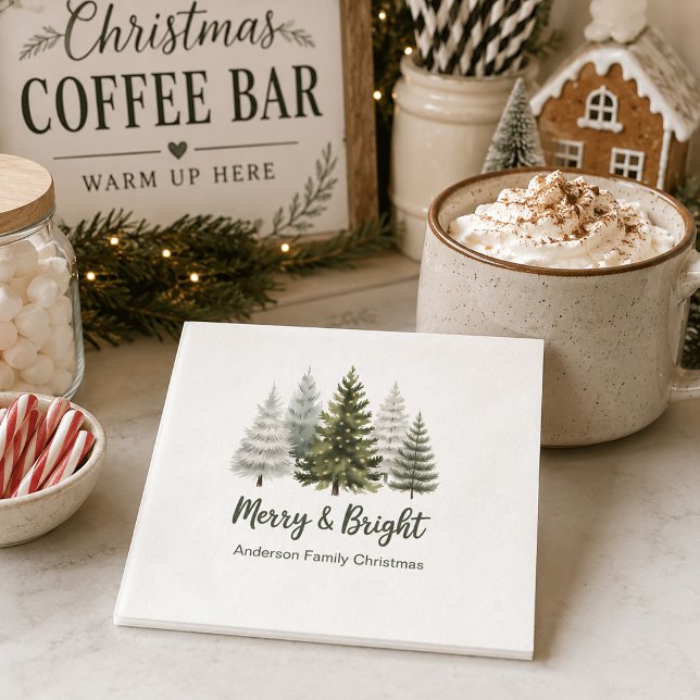 Guardanapos de Cocktail Árvores de Natal Alegres e (Pine tree "Merry and Bright-Family name" coffee bar cocktail napkins)