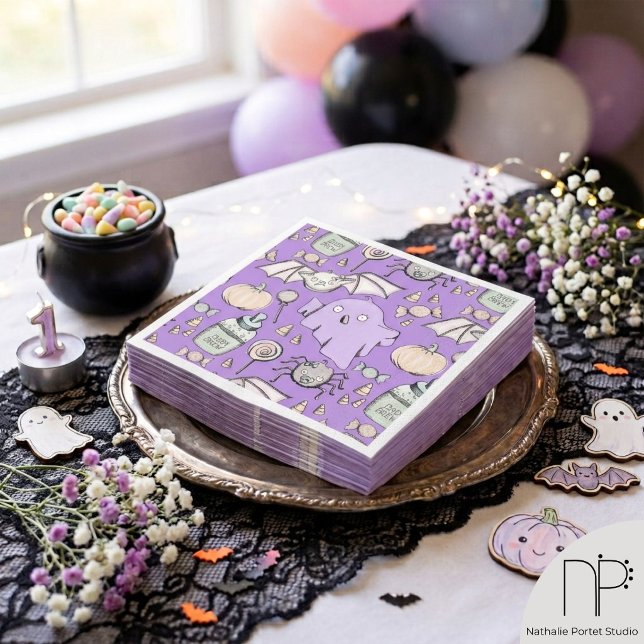 Guardanapos de Halloween para Bebê Assustador (This Halloween Napkin features hand-drawn baby themed art, perfect for 1st birthdays and showers.)