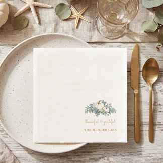 Guardanapos de papel elegantes para o Dia de Ação