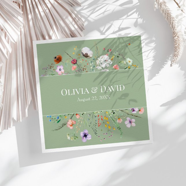 Guardanapos de papel para casamento com flores sil (Sage Green Wildflower Custom Paper Dinner Napkins on a sunny white table with dry neutral botanicals)