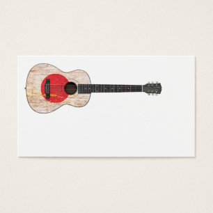 Guitarra acústica envelhecida e vestida da