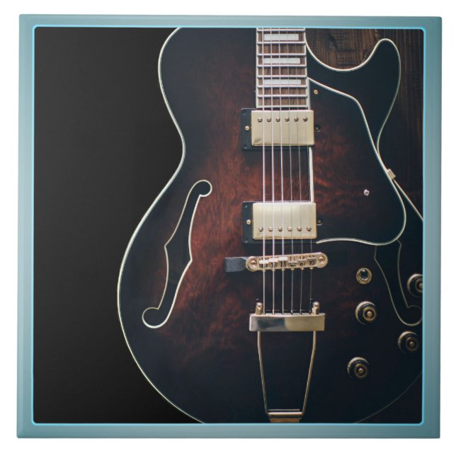Guitarra Elétrica em Preto (Frente)