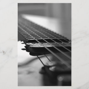 Guitarra preto e branco