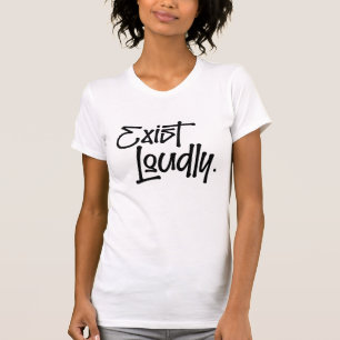 Há camisa feminina de alto nível